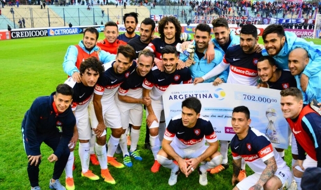 De cabeza en los 8vos