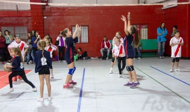 Debutó el mini voley
