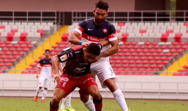 Empate y derrota en los penales