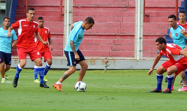 Ensayo de fútbol ante Morón
