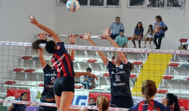 Entre los cuatro mejores