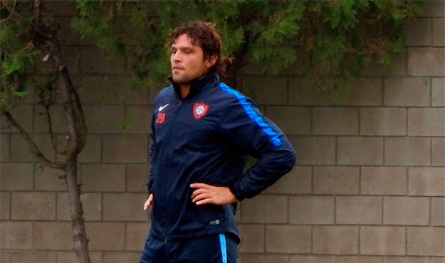 Fontanini entrenó a la par