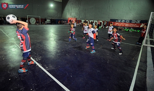 Inscribite en la escuelita de fútbol