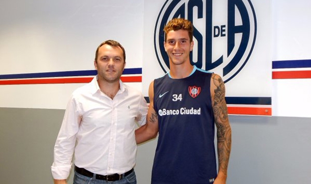 Marcos Senesi firmó contrato