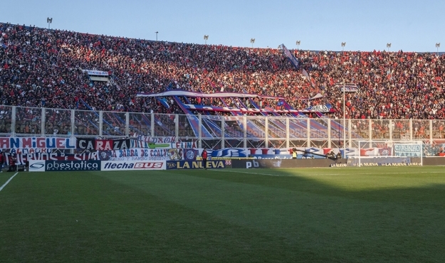 Medidas a implementar respecto de la presencia de banderas en los estadios