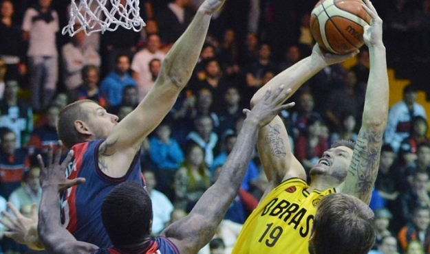 No pudo ante su máximo perseguidor