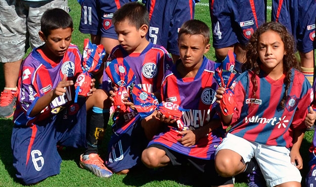 Otro abrazo solidario del Ciclón