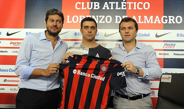 Pablo Guede fue presentado en San Lorenzo