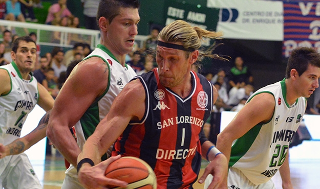 Pasar al frente en Ferro