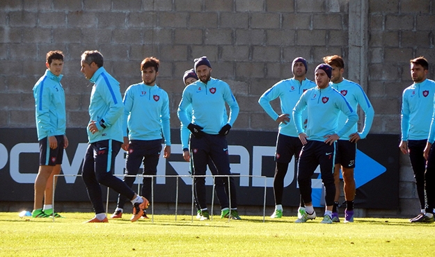 Piensa en la definición del certamen