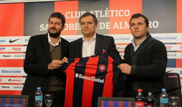 Presentación de Diego Aguirre en San Lorenzo