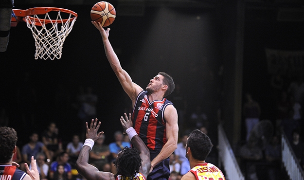 Regresa a la pantalla de TyC Sports