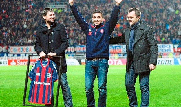 San Lorenzo y el Atlético firmaron la transferencia de Correa