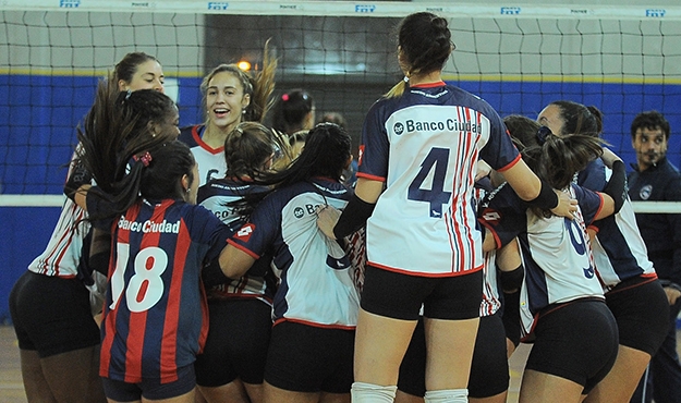 Torció la serie y clasificó a Semifinal