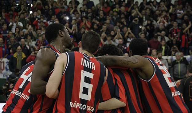 Triunfazo para liderar la serie