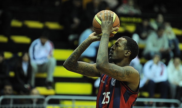 Triunfo clave para defender la punta