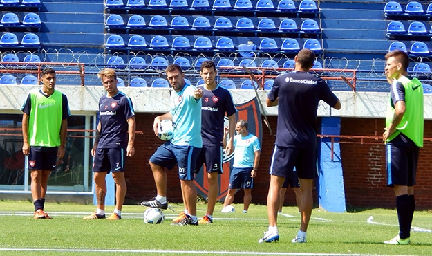 Viaja para medirse ante River