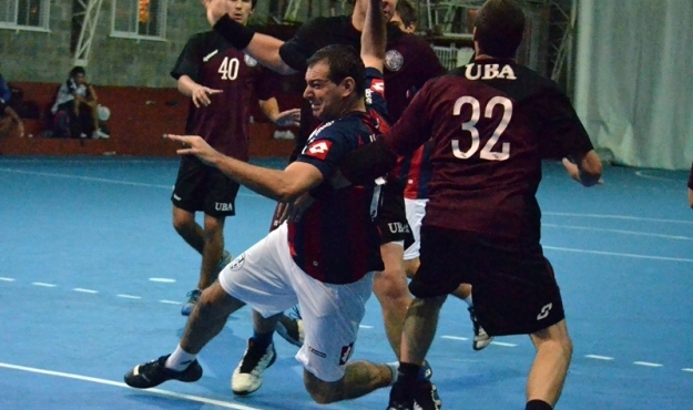 Victoria sobre la UBA en un partido emocionante