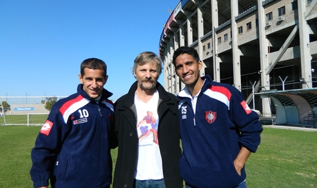 Viggo visitó al plantel