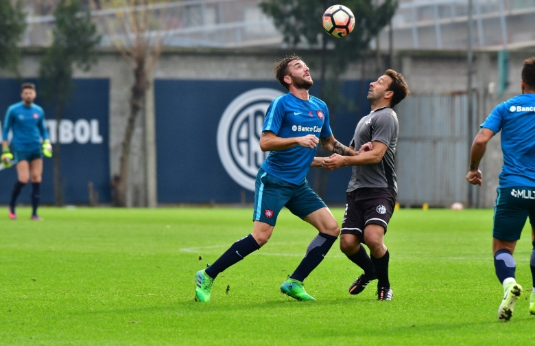 Triunfo y empate en el doble ensayo