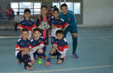 Los Cuervitos vuelan alto