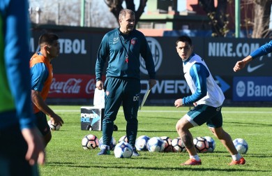 Más fútbol de cara al choque en Ecuador 