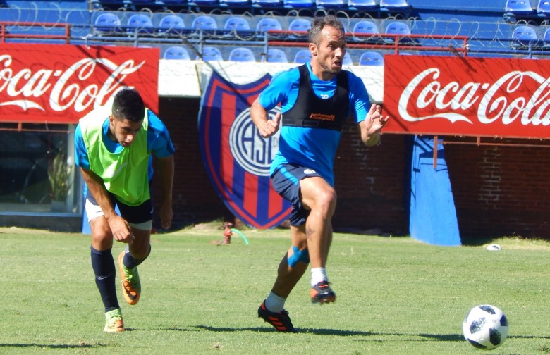 Fútbol de cara al clásico