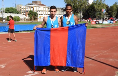 Corren por el presente y miran al futuro