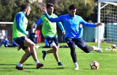 Con la cabeza en la Copa