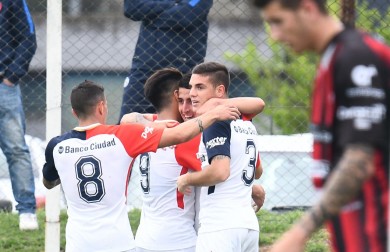 Lo goleó en un tiempo