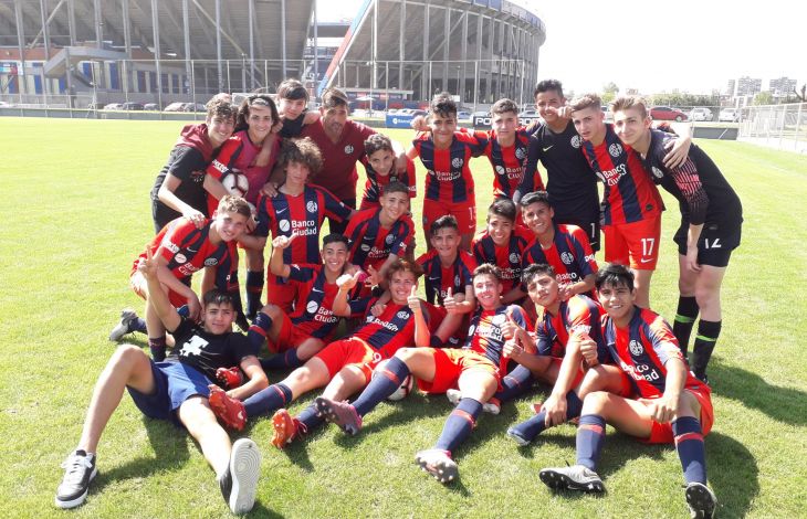 Imbatibles ante el Rojo