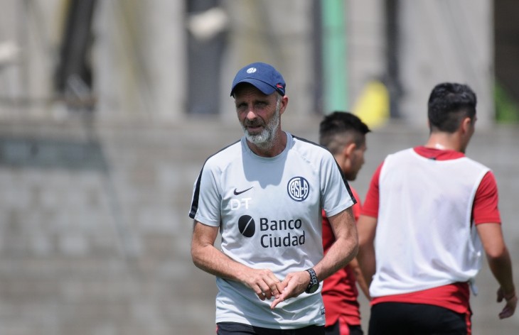 Rumbo a Tucumán