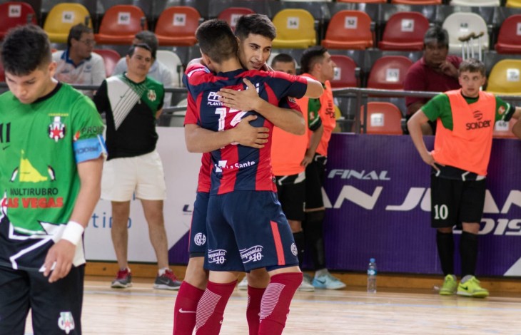 ¡Goleada y puntaje ideal!