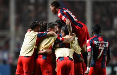 A seguir en lo más alto