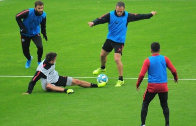 Todo listo para recibir al Halcón