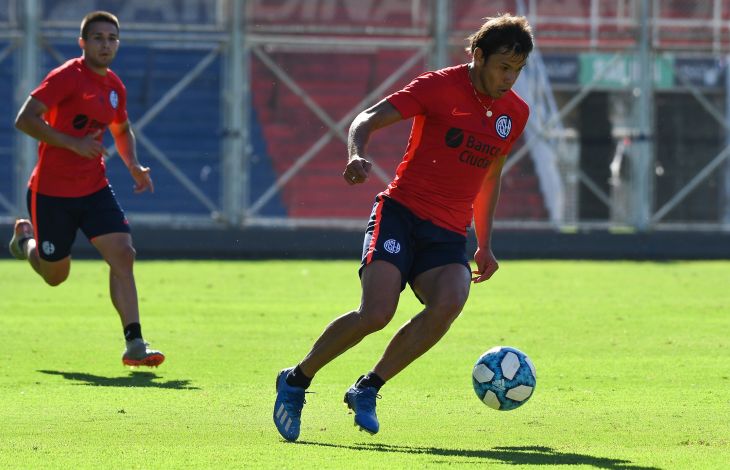 Concentrados para visitar a Aldosivi