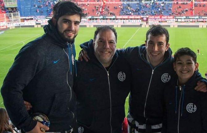Medalla de plata en el primer Torneo Virtual