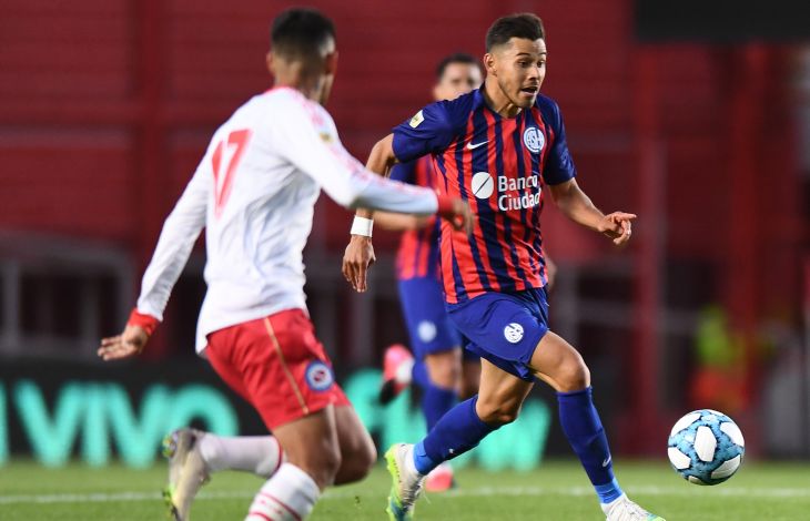 Empate en el debut