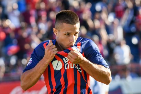 El Ciclón cierra frente a Lanús