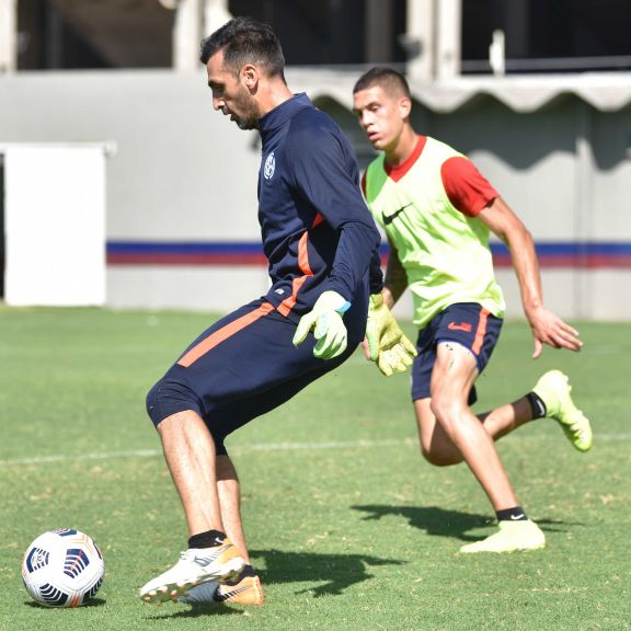 Fútbol Reducido con Torri a la par