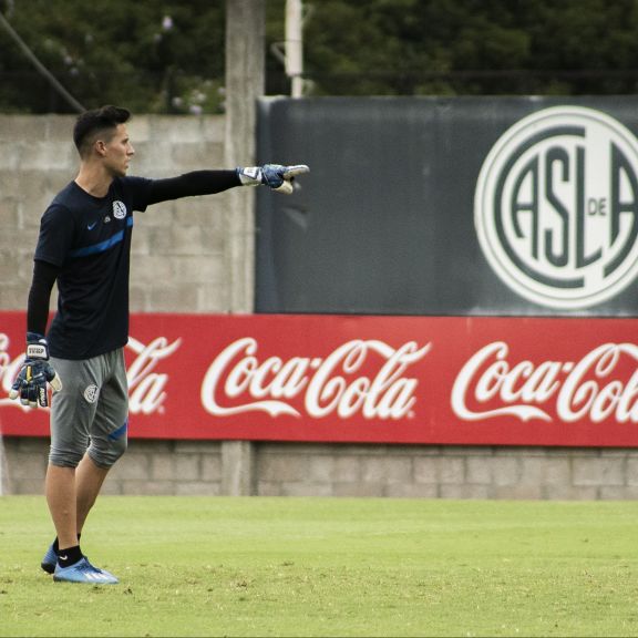 Práctica bajo la lluvia pensando en Aldosivi