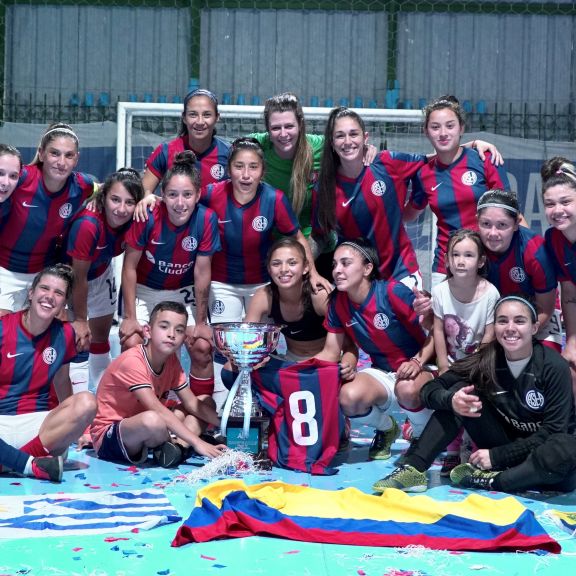 ¡Campeonas!