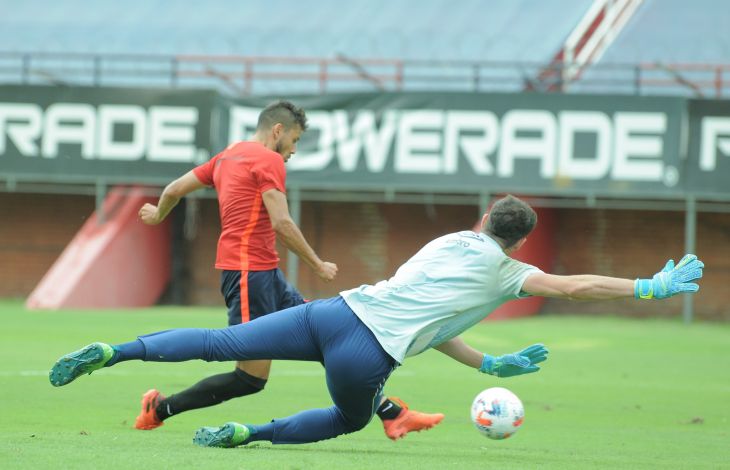 Martes de fútbol en el Bidegain