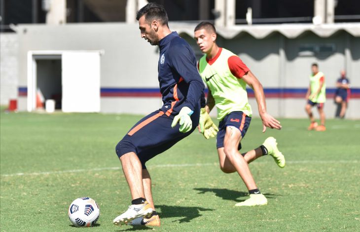 Fútbol Reducido con Torri a la par