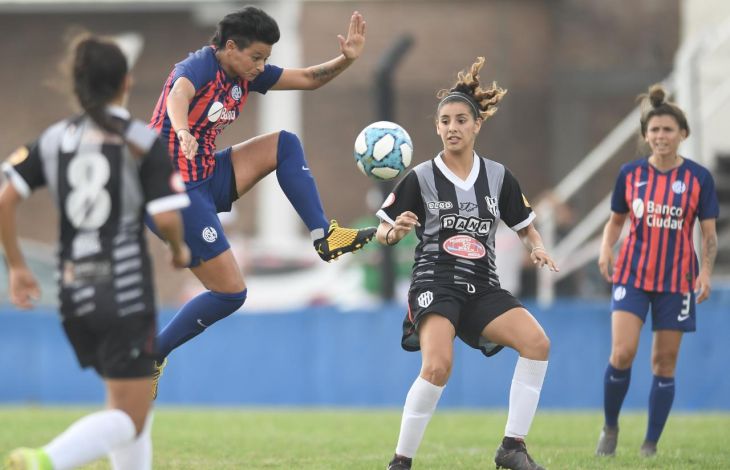 Empate en el debut