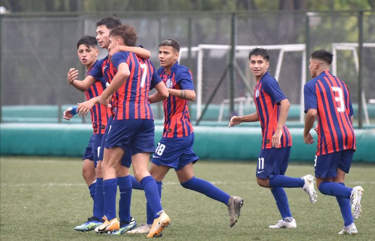 ¡A la cancha, pibes!