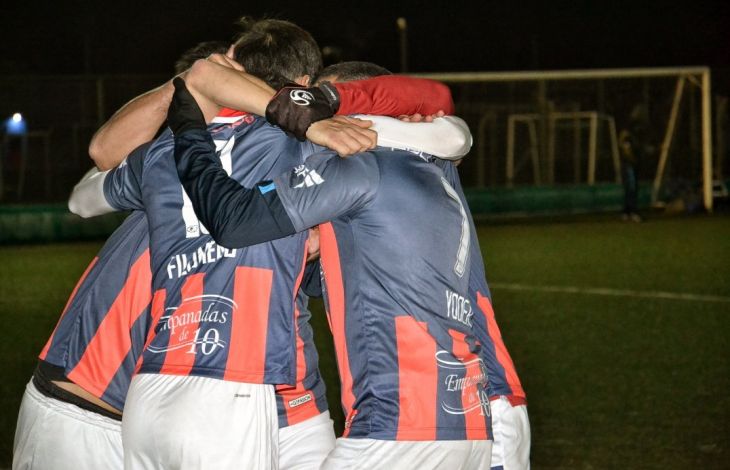 El Senior se recuperó con una gran victoria