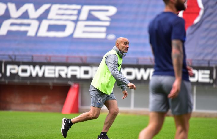 Ultima práctica de cara al partido con Colón