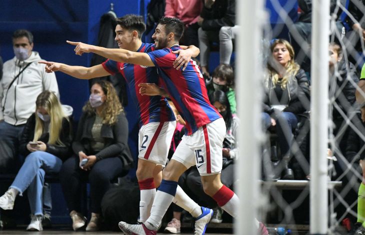 ¡Triunfazo  y a playoffs!