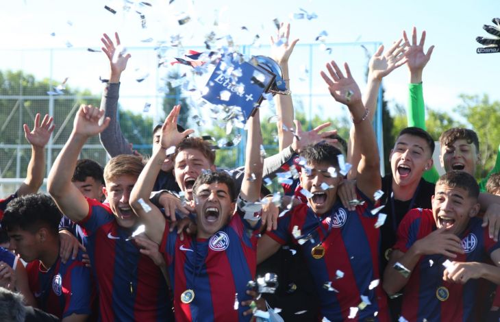 ¡Salud, campeones!